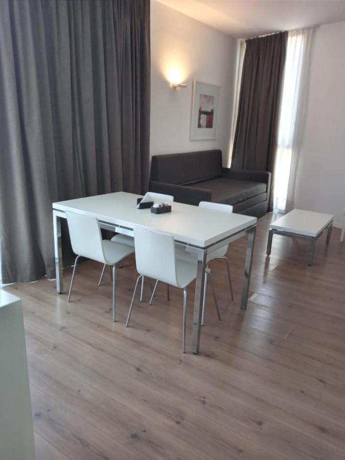 Rental Suites Pilar ปีลาร์ ภายนอก รูปภาพ
