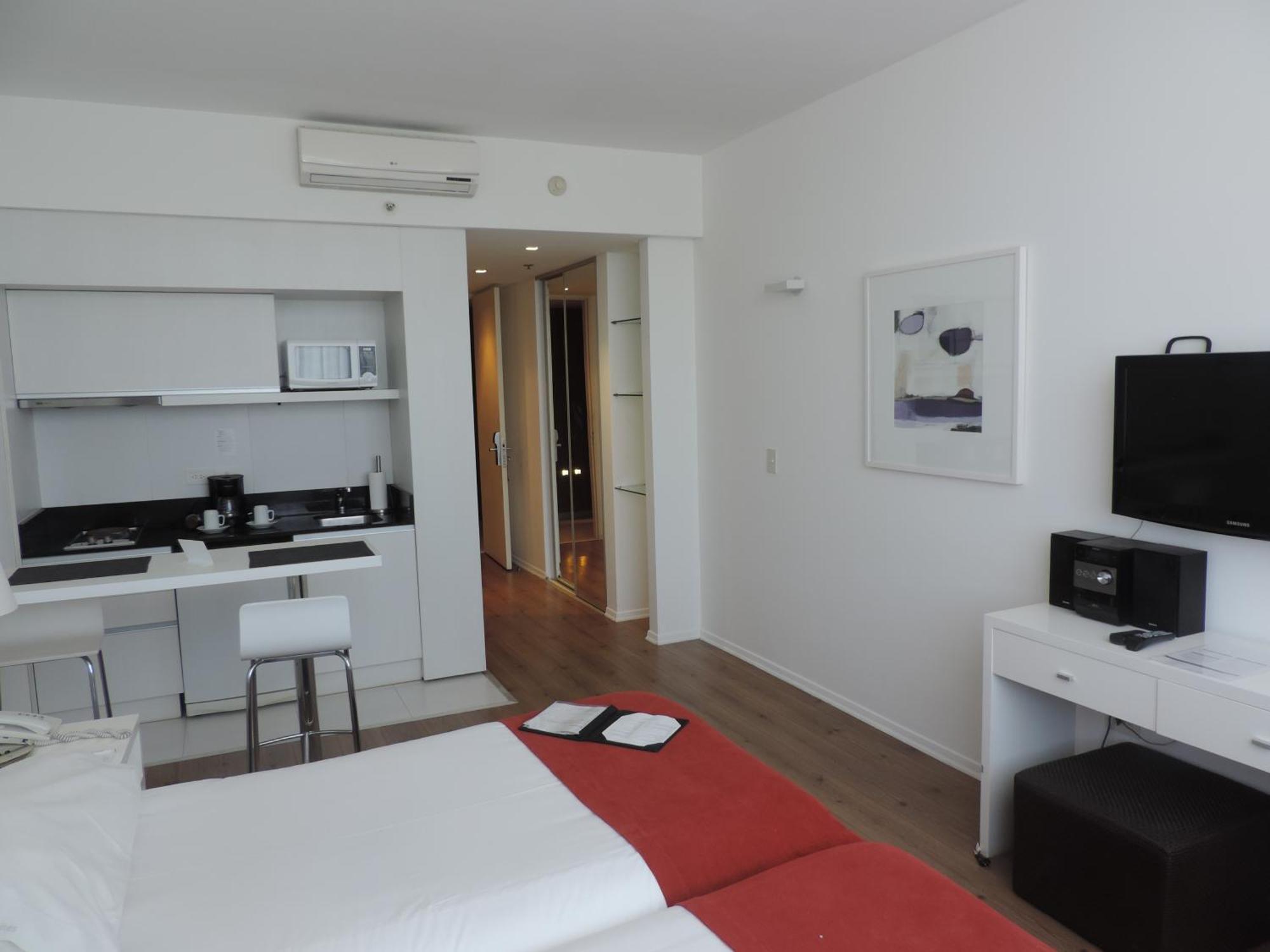 Rental Suites Pilar ปีลาร์ ภายนอก รูปภาพ